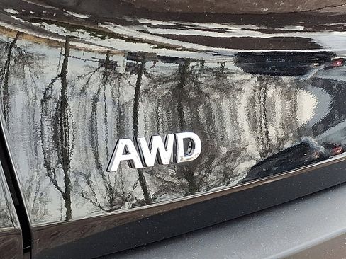 Certified 2025 INFINITI QX60 Luxe image 34