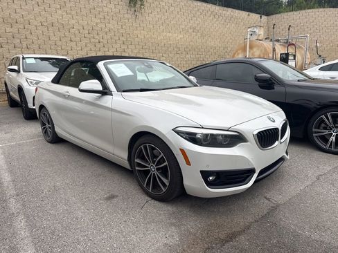 Used 2018 BMW 230i Convertible RWD image 2