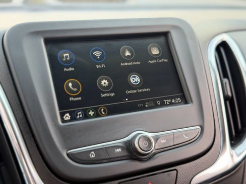 Used 2019 Chevrolet Equinox LT FWD image 16