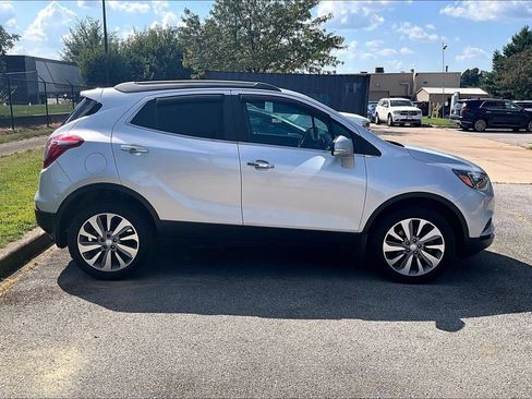 Used 2019 Buick Encore Preferred AWD/4WD image 7