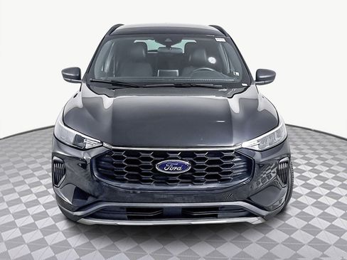 Used 2025 Ford Escape ST-Line image 2