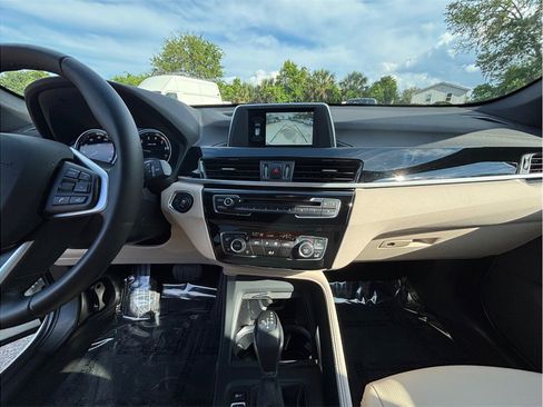 Used 2018 BMW X1 sDrive28i FWD image 11