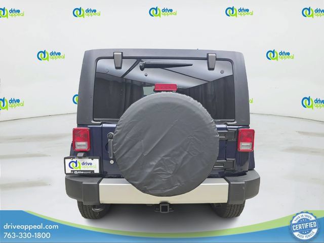 Used 2013 Jeep Wrangler Unlimited Sahara w/ Connectivity Group AWD/4WD image 7
