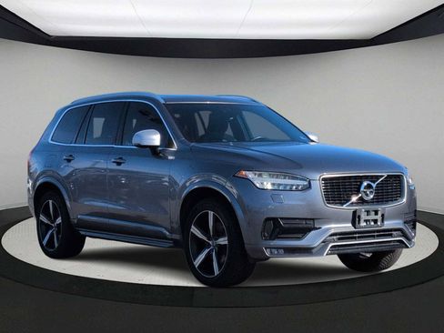 Used 2017 Volvo XC90 T6 R-Design w/ Vision Package image 2