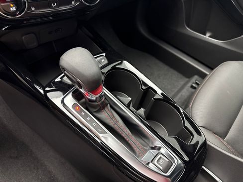 New 2025 Chevrolet Trax RS image 17