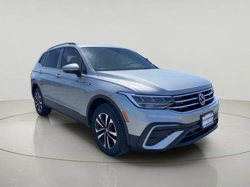 Used 2023 Volkswagen Tiguan S w/ Driver Assistance Package AWD/4WD image 1