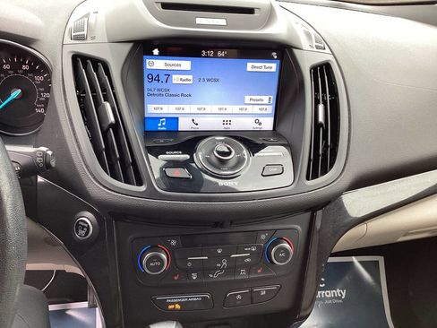 Used 2017 Ford Escape Titanium image 26