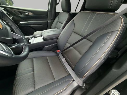 Used 2026 Chevrolet Traverse High Country FWD image 18
