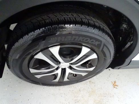 Used 2016 Toyota RAV4 LE image 26