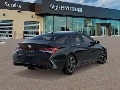 New 2026 Hyundai Elantra Sport FWD image 4