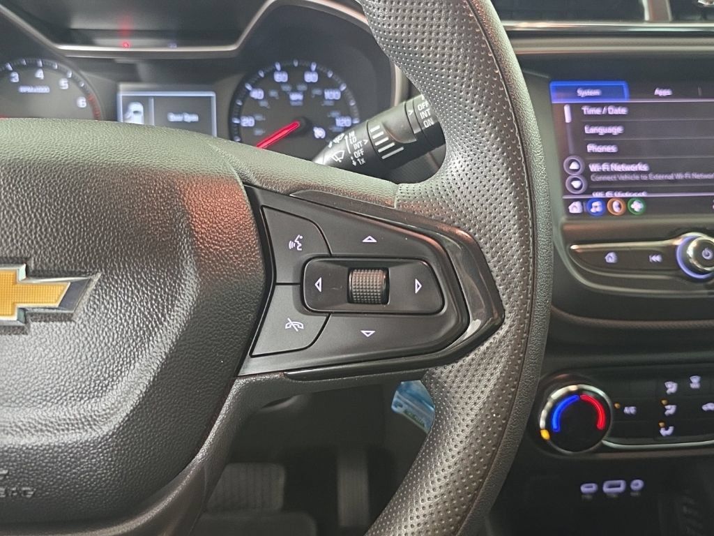 Certified 2023 Chevrolet TrailBlazer LS FWD image 25