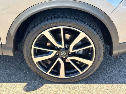 Used 2019 Nissan Rogue Sport SL w/ Premium Package AWD/4WD image 8