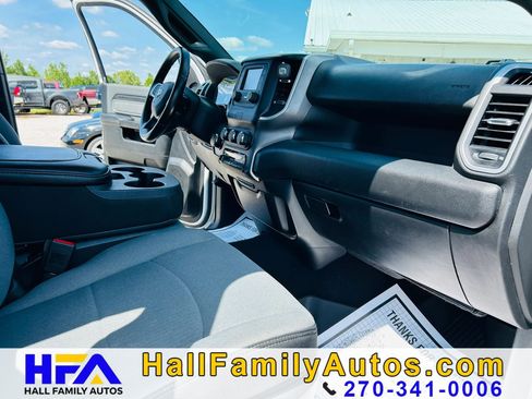 Used 2021 RAM 2500 Big Horn AWD/4WD image 18