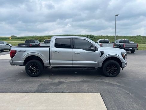 Used 2025 Ford F150 Lariat AWD/4WD image 4