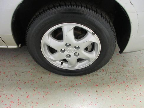 Used 2000 MAZDA MPV LX image 19