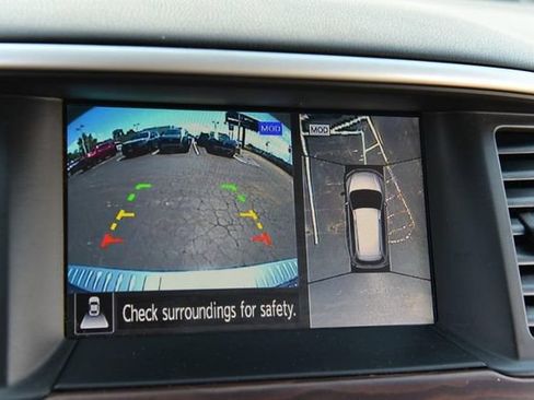 Used 2018 Nissan Pathfinder Platinum FWD image 14