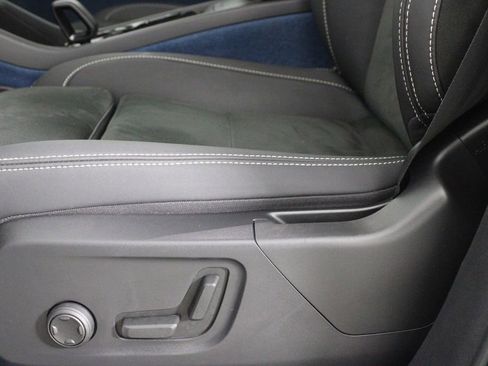 Used 2023 Volvo C40 P8 Recharge Plus image 19