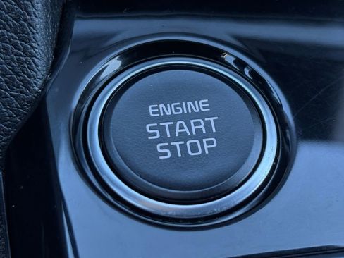 Used 2024 Kia Sportage EX image 17