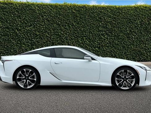 Used 2018 Lexus LC 500 Coupe w/ Performance Package RWD image 3