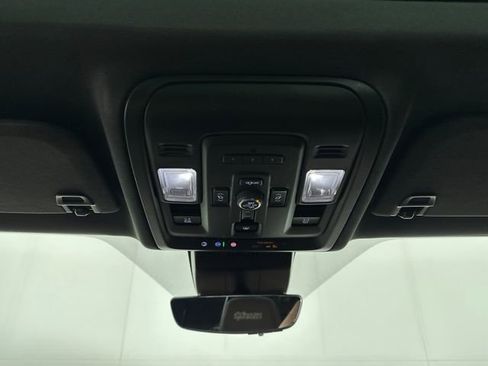 Used 2023 Chevrolet Tahoe High Country image 25