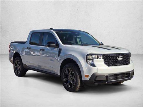 New 2025 Ford Maverick XLT w/ Black Appearance Package image 5