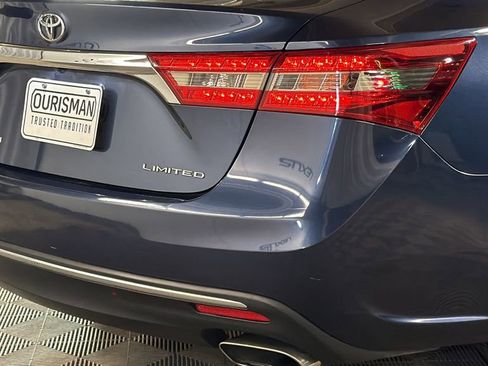 Used 2016 Toyota Avalon Limited image 8