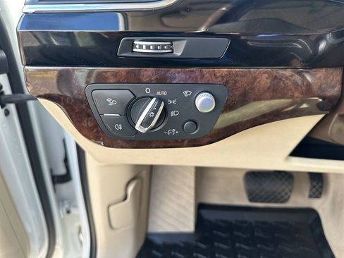 Used 2018 Audi Q7 3.0T Prestige image 10