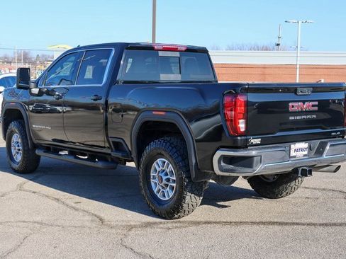 Used 2025 GMC Sierra 2500 SLE w/ SLE Value Package; image 5