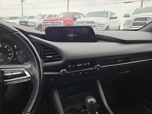 Used 2019 MAZDA MAZDA3 AWD Hatchback image 16