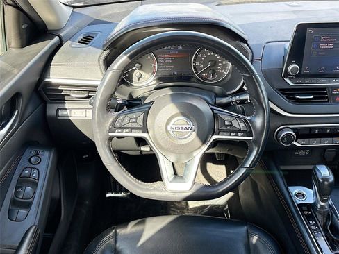Used 2021 Nissan Altima 2.5 SR image 23
