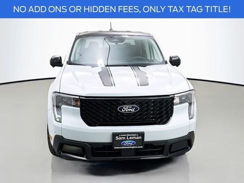 New 2026 Ford Maverick Lariat w/ Black Appearance Package image 2