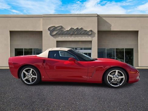 Used 2007 Chevrolet Corvette Convertible w/ Preferred Equipment Group image 1