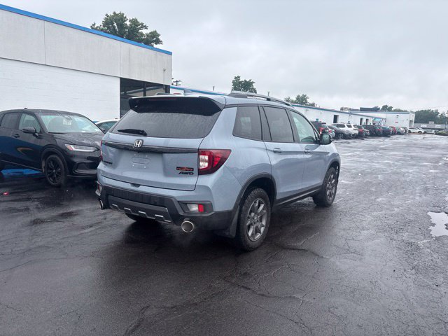 Certified 2024 Honda Passport TrailSport image 5