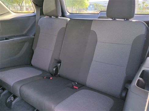 Certified 2023 Chevrolet Traverse LT image 16