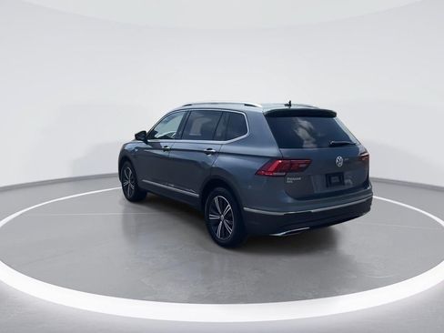Used 2019 Volkswagen Tiguan SEL AWD/4WD image 6