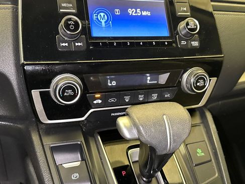 Used 2019 Honda CR-V LX image 24
