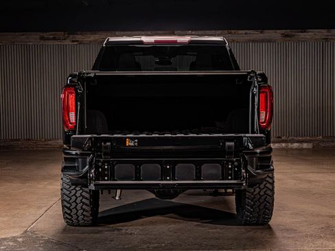 Used 2022 GMC Sierra 1500 AT4 AWD/4WD image 13
