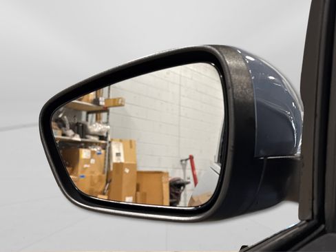 Used 2025 Ford Escape Platinum image 15