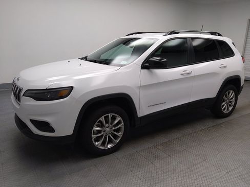 Used 2022 Jeep Cherokee Latitude Lux AWD/4WD image 2