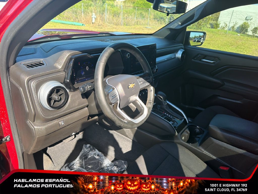 Used 2023 Chevrolet Colorado LT RWD image 14