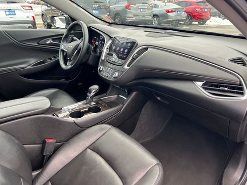 Used 2024 Chevrolet Malibu LT image 27