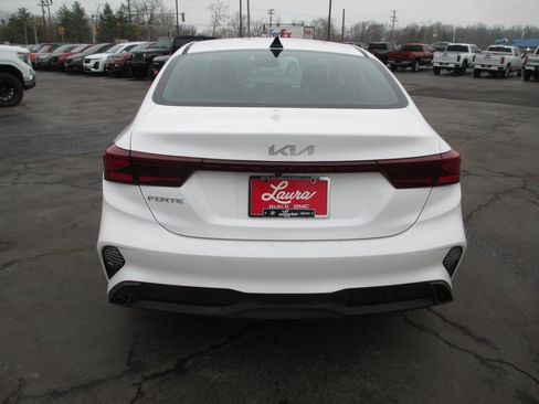 Used 2024 Kia Forte LXS w/ LXS Technology Package image 7