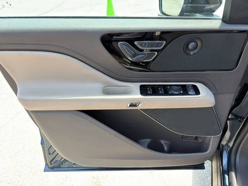Used 2023 Lincoln Aviator Reserve w/ Equipment Group 201A RWD image 21