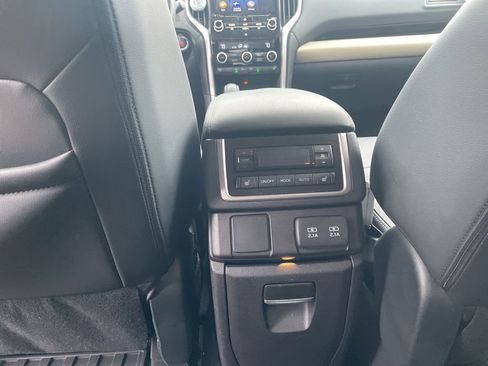 Used 2021 Subaru Ascent Limited w/ Technology Package AWD/4WD image 13