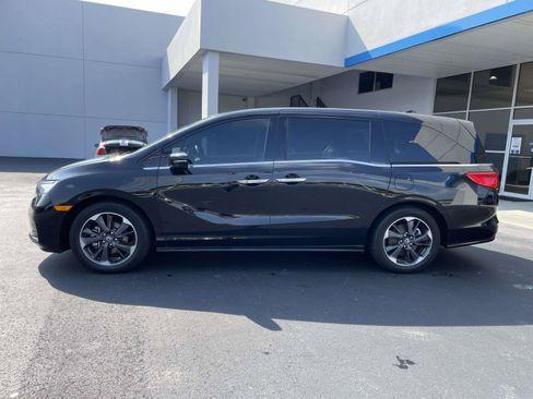 Used 2024 Honda Odyssey Elite image 6