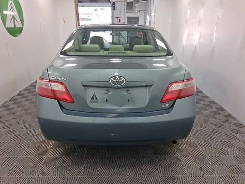 Used 2007 Toyota Camry LE FWD image 5