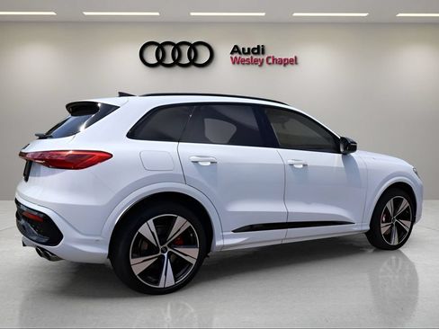 New 2026 Audi SQ5 Premium Plus AWD/4WD image 5