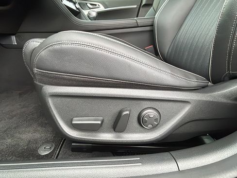 Certified 2026 Genesis G70 2.5T Prestige image 20