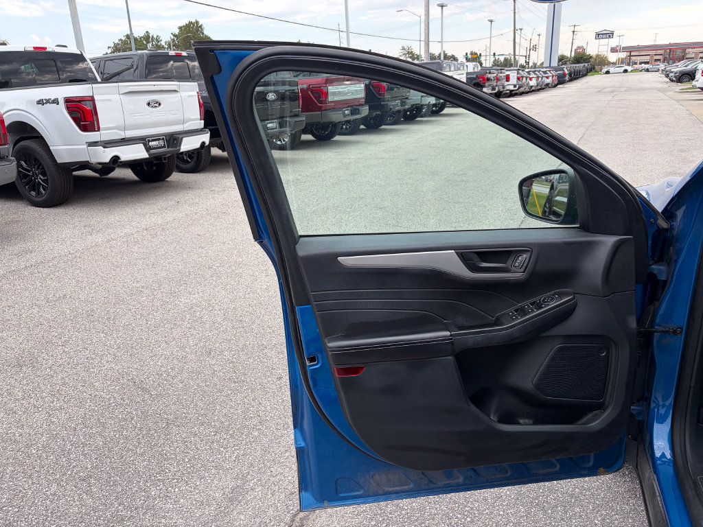 Used 2021 Ford Escape S FWD image 10
