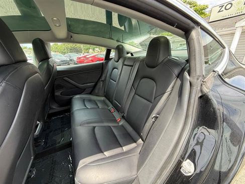 Used 2019 Tesla Model 3 Long Range AWD/4WD image 10